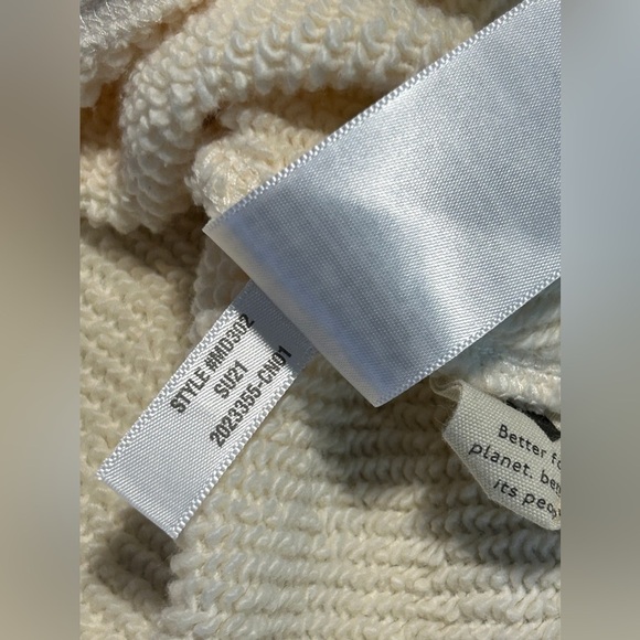 MADEWELL Cotton AirTerry V NECK Sweatshirt tee women’s XS cream EUC MD302 - Picture 9 of 14